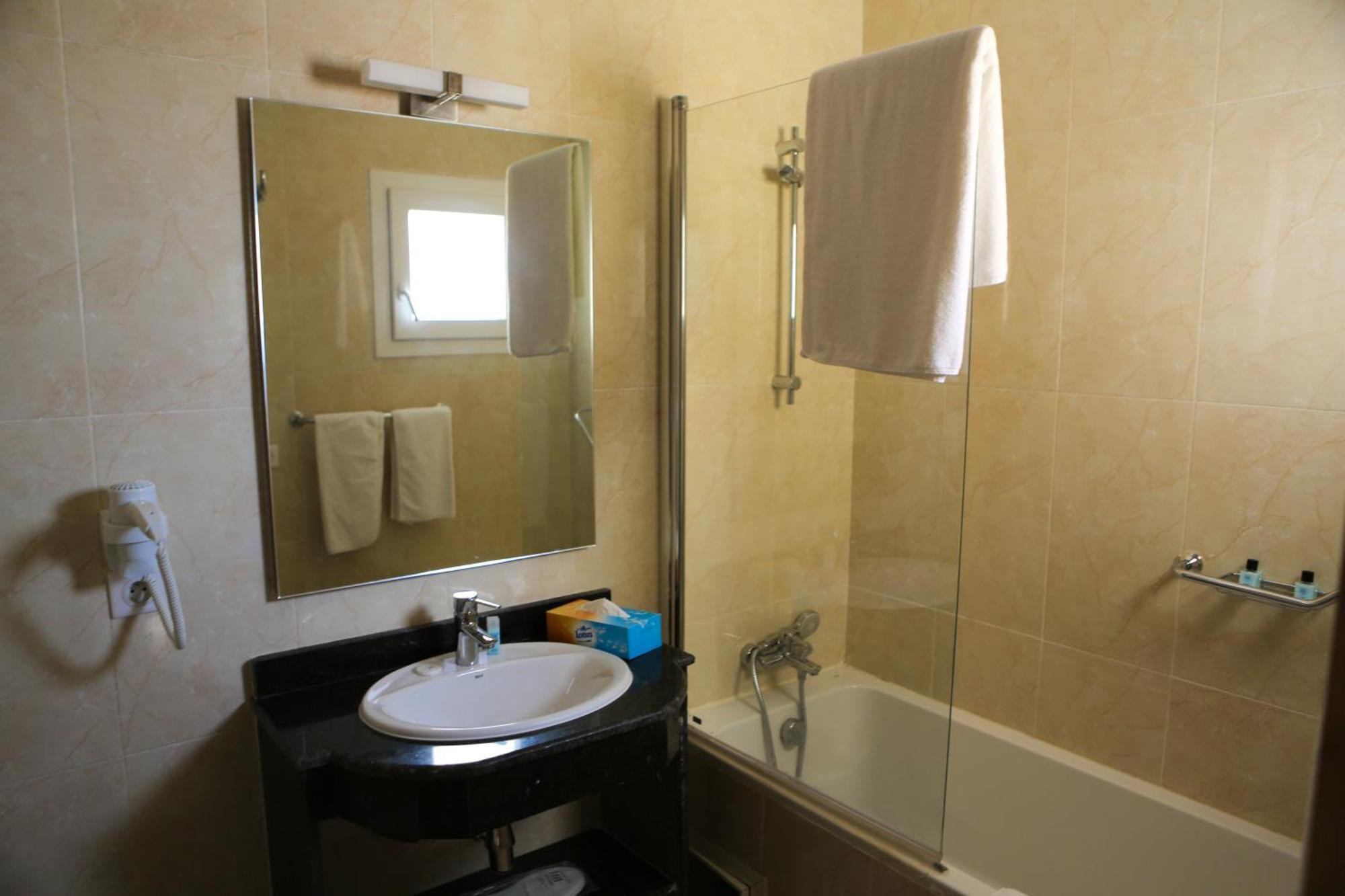 Hotel Mauricenter Nouakchott Room photo